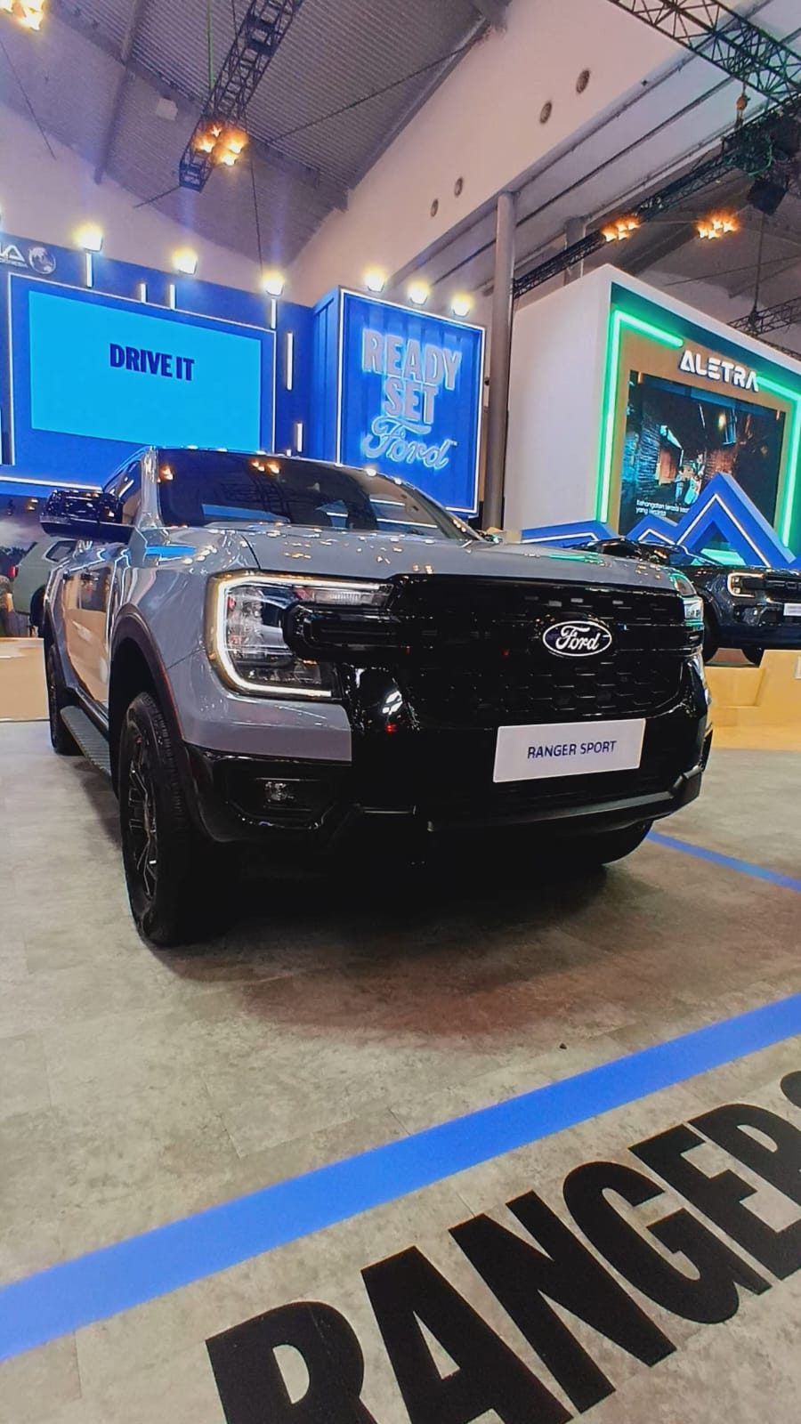 Ford Ranger Sport di Dealer Ford Jakarta